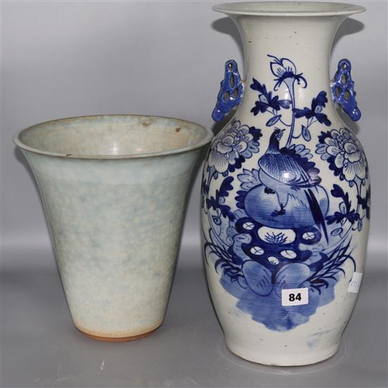 A Chinese blue and white vase and a Japanese art pottery vase 42cm & 25cm